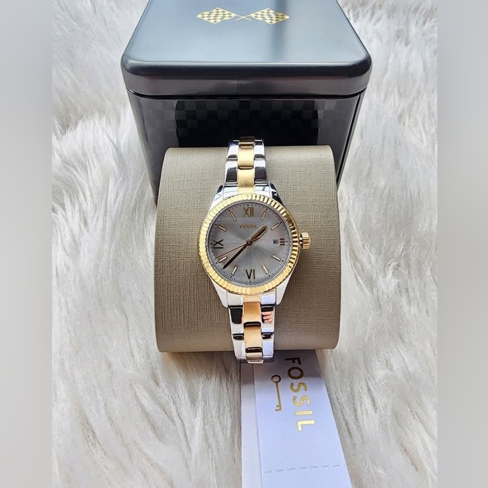 Fossil Women's Silver and Gold Watch Original Brand New With Tag